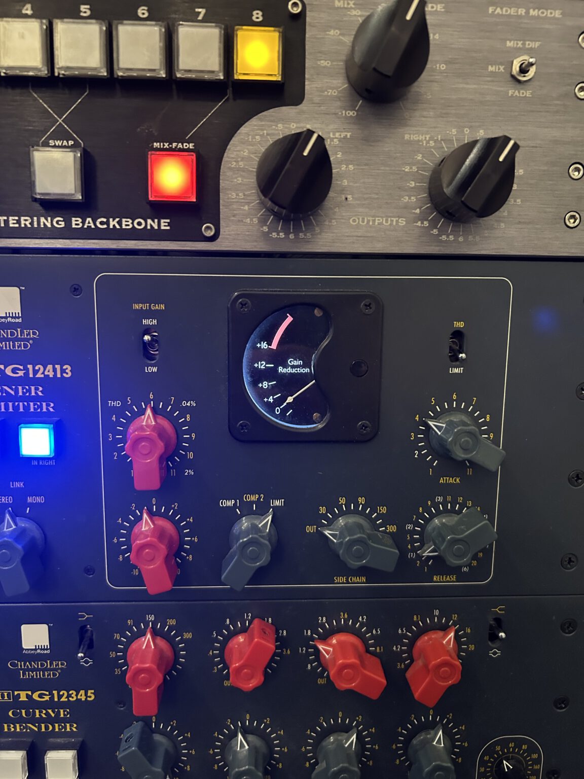 Unser analoges Mastering-Rack – FLORIN MEDIA